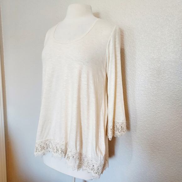 Max Studio Cream Blouse w/Lace Trim Size M - Picture 6 of 14